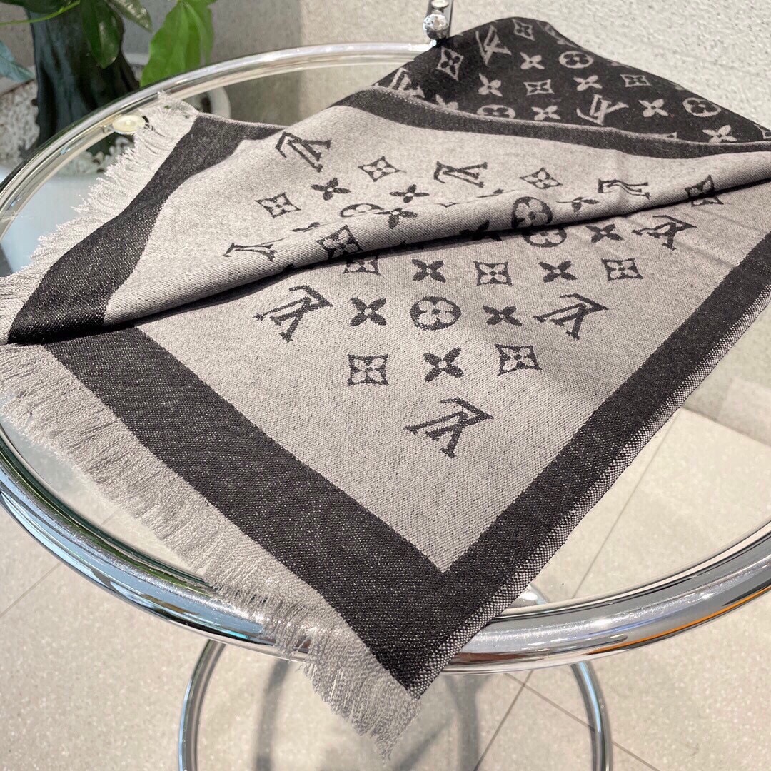 Louis Vuitton 루이비통 모노그램 양면 울 실크 머플러 4