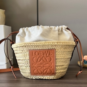 Loewe 로에베 2023 드로우스트링 버킷백 28CM