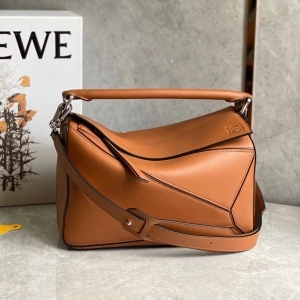 Loewe 로에베 2023 퍼즐백 24cm/29cm