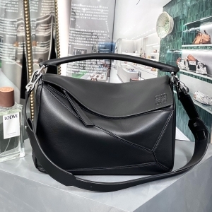 Loewe 로에베 2023 퍼즐백 29/ 36CM