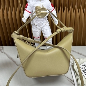Loewe 로에베 2023 해먹 호보백 28CM