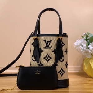 Louis Vuitton 루이비통 2023 나노 버킷백 M82418 17CM