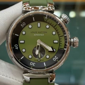 Louis Vuitton 루이비통 Tambour Street Diver 땅부르 스트릿 다이버 44mm