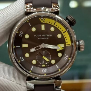 Louis Vuitton 루이비통 Tambour Street Diver 땅부르 스트릿 다이버 44mm
