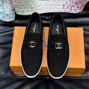 Louis Vuitton 루이비통 2025 MEN'S 로퍼 (2색) (2월)