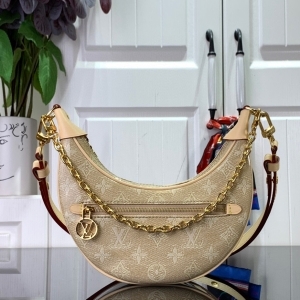 Louis Vuitton 루이비통 2023 루프 PM M22928 23CM