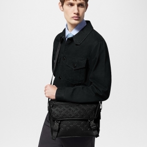 Louis Vuitton 루이비통 2024 메신저 보야주 PM 33CM