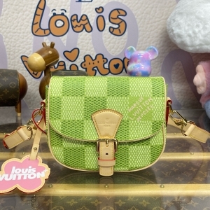 Louis Vuitton 루이비통 2024 몽수리 메신저백 20CM