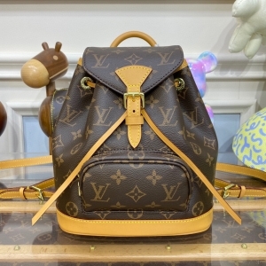 Louis Vuitton 루이비통 2023 몽수리 백팩 M51137 23CM