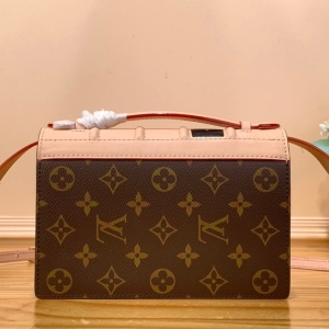 Louis Vuitton 루이비통 2023 북 체인 월릿 M81830 20CM