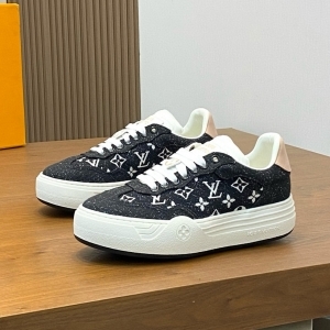 Louis Vuitton 루이비통 2025 스니커즈 (남녀공용) (2색) (5월)