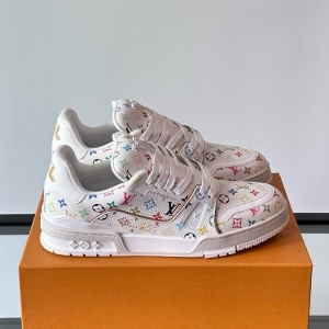 Louis Vuitton 루이비통 2025 MEN'S 스니커즈 (2색) (6월)