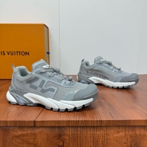Louis Vuitton 루이비통 2025 MEN'S 스니커즈 (2색) (7월)