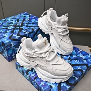 Louis Vuitton 루이비통 2025 MEN'S 스니커즈 (2월)