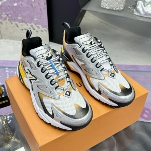 Louis Vuitton 루이비통 2025 MEN'S 스니커즈 (3색) (2월)