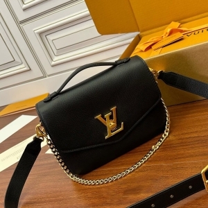 Louis Vuitton 루이비통 2023 옥스포드 락미 22CM