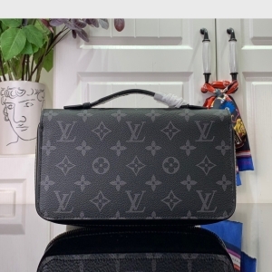 Louis Vuitton 루이비통 2024 지피 XL 22CM
