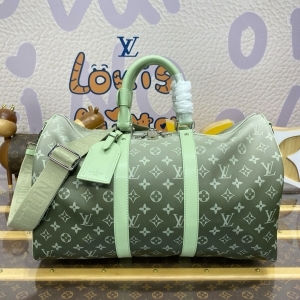 Louis Vuitton 루이비통 2024 키폴 반둘리에 45CM