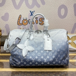 Louis Vuitton 루이비통 2024 키폴 반둘리에 45CM