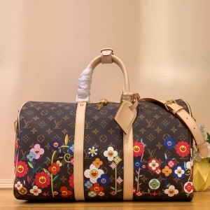Louis Vuitton 루이비통 2024 키폴 반둘리에 45CM