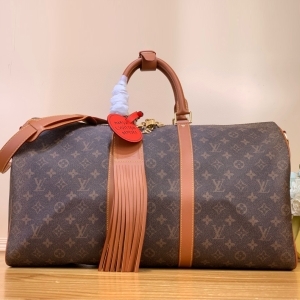 Louis Vuitton 루이비통 2024 키폴 반둘리에 50CM