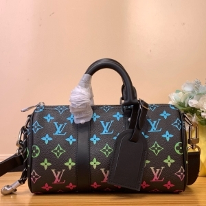 Louis Vuitton 루이비통 2025 키폴 반둘리에 25CM