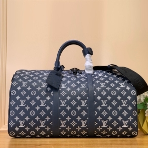 Louis Vuitton 루이비통 2024 키폴 반둘리에 50CM