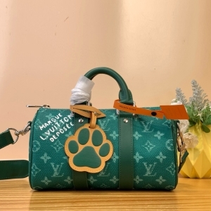 Louis Vuitton 루이비통 2024 키폴 반둘리에 25CM