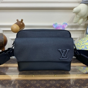 Louis Vuitton 루이비통 2024 패스트라인 메신저백 23.5CM
