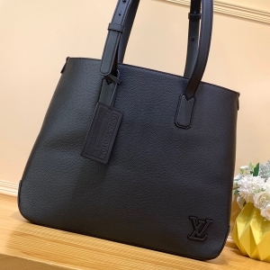 Louis Vuitton 루이비통 2023 패스트라인 토트백 M22481 38CM