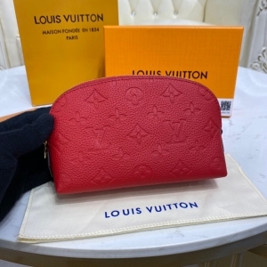 Louis Vuitton 루이비통 2023 포쉐트 코스메틱 17CM