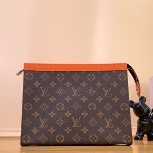 Louis Vuitton 루이비통 2023 포쉐트 보야주 클러치백 27CM