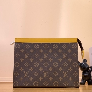 Louis Vuitton 루이비통 2023 포쉐트 보야주 클러치백 27CM