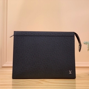 Louis Vuitton 루이비통 2023 포쉐트 보야주 클러치백 27CM