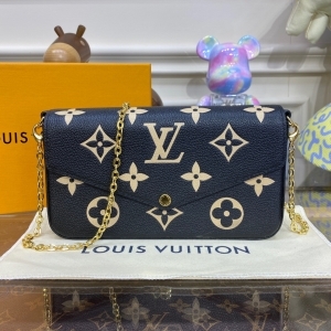 Louis Vuitton 루이비통 2023 포쉐트 펠리시 M80482 21CM