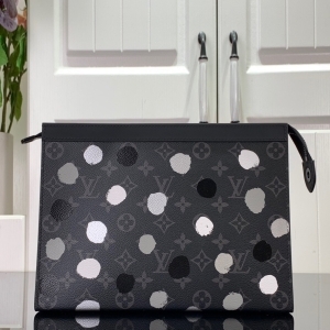 Louis Vuitton 루이비통 2023 포쉐트 보야주 클러치 M81934 27CM