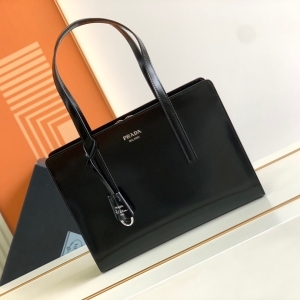 PRADA 프라다 2023 리에디션 1995 브러시드 토트백 1BA350 30CM