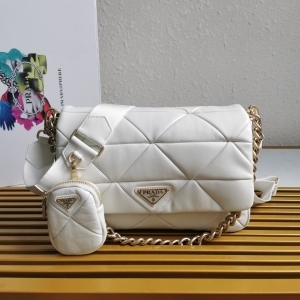 PRADA 프라다 2023 패치워크 숄더백 1BD291 28CM