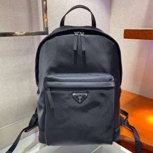Prada 프라다 2023 나일론 백팩 39cm