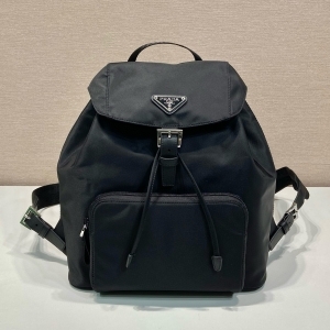 Prada 프라다 2024 나일론 백팩 29CM