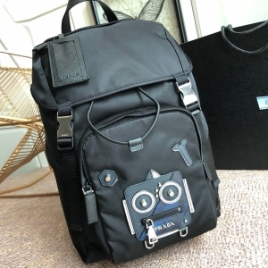 Prada 프라다 2024 나일론 백팩 45CM