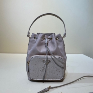 Prada 프라다 2023 나일론 버킷백 22.5CM