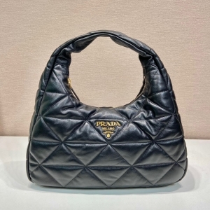 Prada 프라다 2024 나파 가죽백 40CM