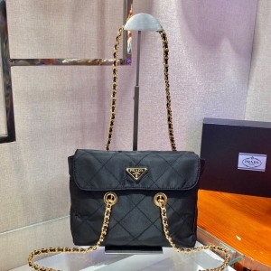Prada 프라다 2024 리나일론 토트백 / 30CM