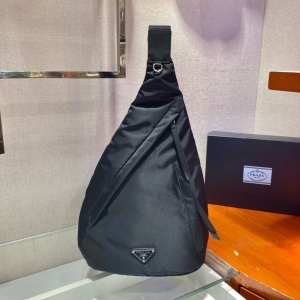 Prada 프라다 2024 리나일론 원 숄더 백팩 37.5CM