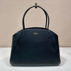 Prada 프라다 2024 마티네 가죽 숄더백 40CM