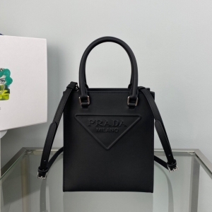 Prada 프라다 2023 사피아노 토트백 19CM