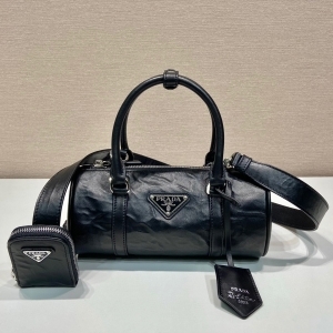 Prada 프라다 2023 프레스드 나파 가죽 핸드백 1BA389 22CM