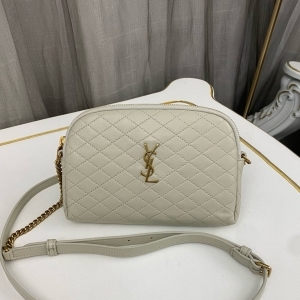 Saint Laurent 생로랑 2024 가비 퀄팅 크로스백 19CM