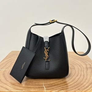 Saint Laurent 생로랑 2024 미니 호보백 16CM